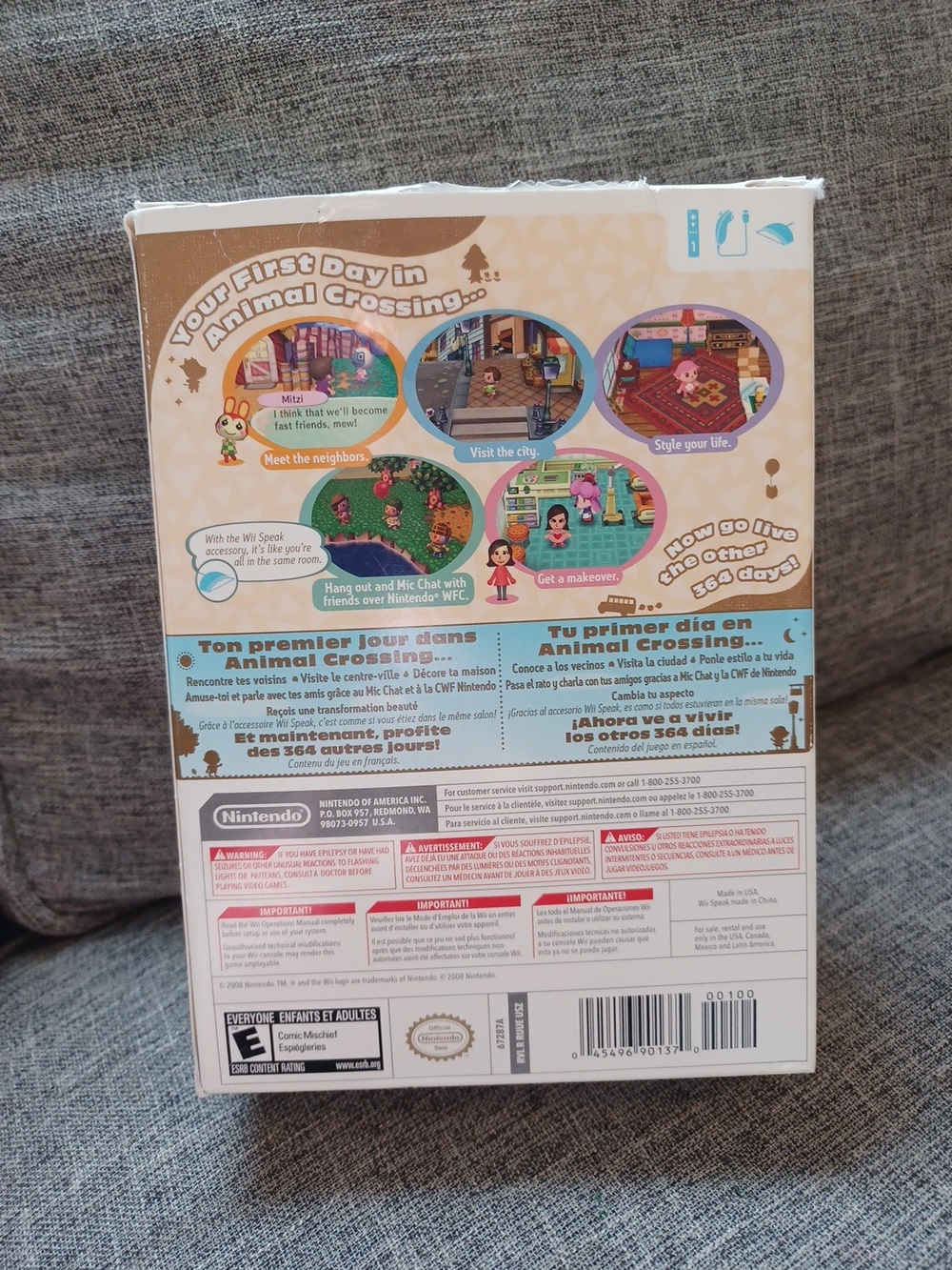 Nintendo Animal Crossing: City Folk - White Wii Game & Accessories - Picture 5 of 5